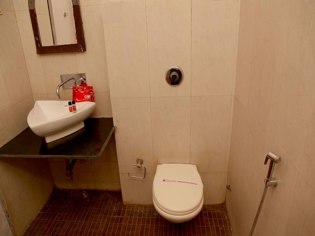Hotel Lara India Váránaszi Kültér fotó
