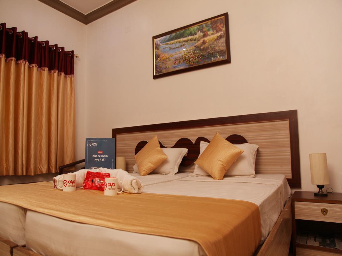 Hotel Lara India Váránaszi Kültér fotó