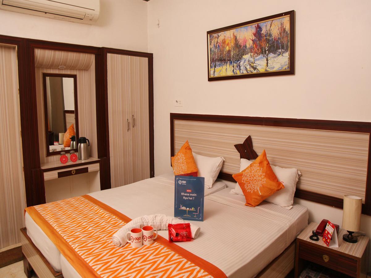 Hotel Lara India Váránaszi Kültér fotó